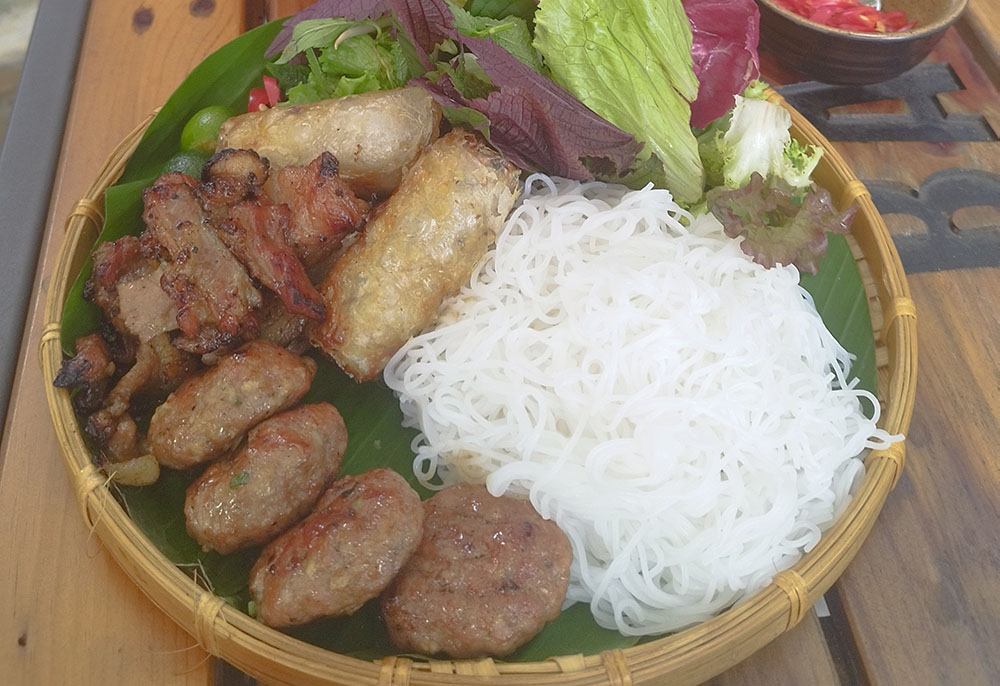 Bun Cha meal representation at Bun Cha Khoi, Tay Ho, Hanoi.