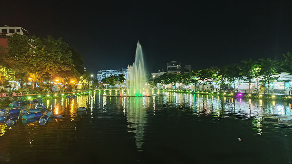 Discover Bun Cha Khoi and Trinh Cong Son walking street in Tay Ho, Hanoi, Vietnam